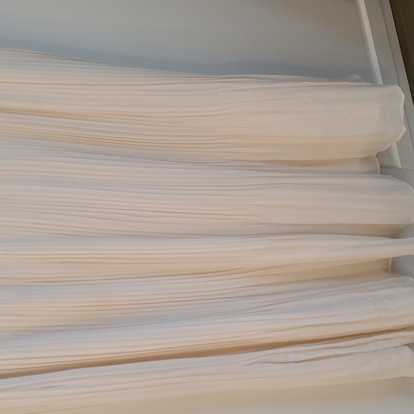 Asos ivory chiffon a-line midi skirt - Picture 3 of 4